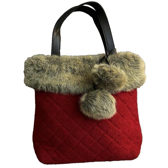 Bath & Body Works Small Winter Red & Faux Fur Tote Bag - Picture 1 of 5